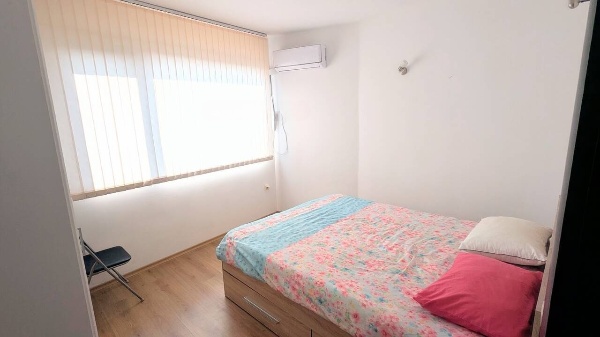 Предлагается на продажу двухкомнатная квартира в популярном районе Бургаса - Сарафово. — изображение 3