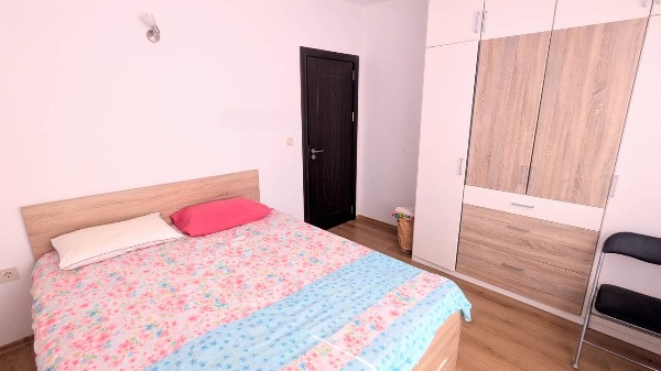 Предлагается на продажу двухкомнатная квартира в популярном районе Бургаса - Сарафово. — изображение 4