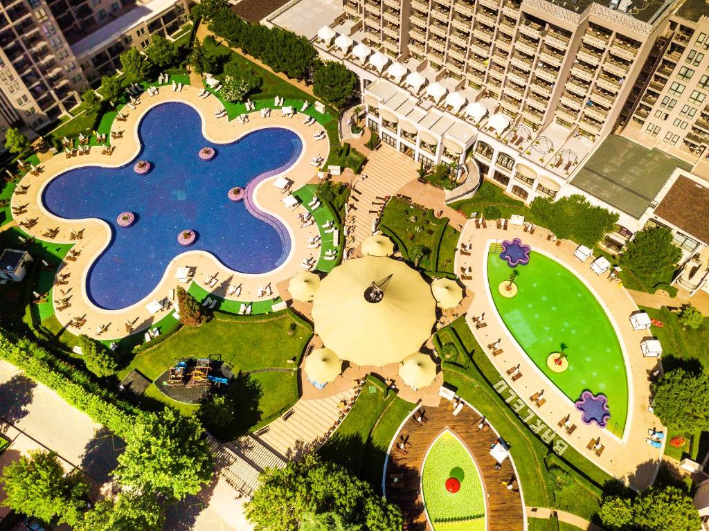 Уютный апартамент с одной спальней в ЖК Barcelo Royal Beach, Солнечный Берег — изображение 8