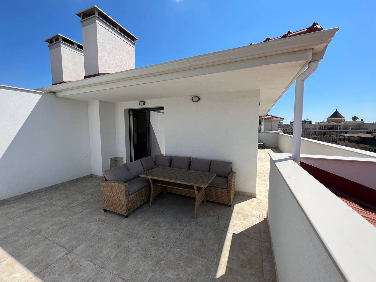 Просторный апартамент с одной спальней в ЖК Emilia Romana Park, Солнечный Берег — изображение 11