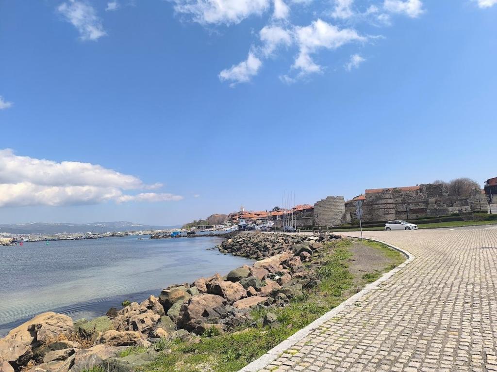 Апартаментс с одной спальней в комплексе Hermes, Солнечный берег — изображение 3