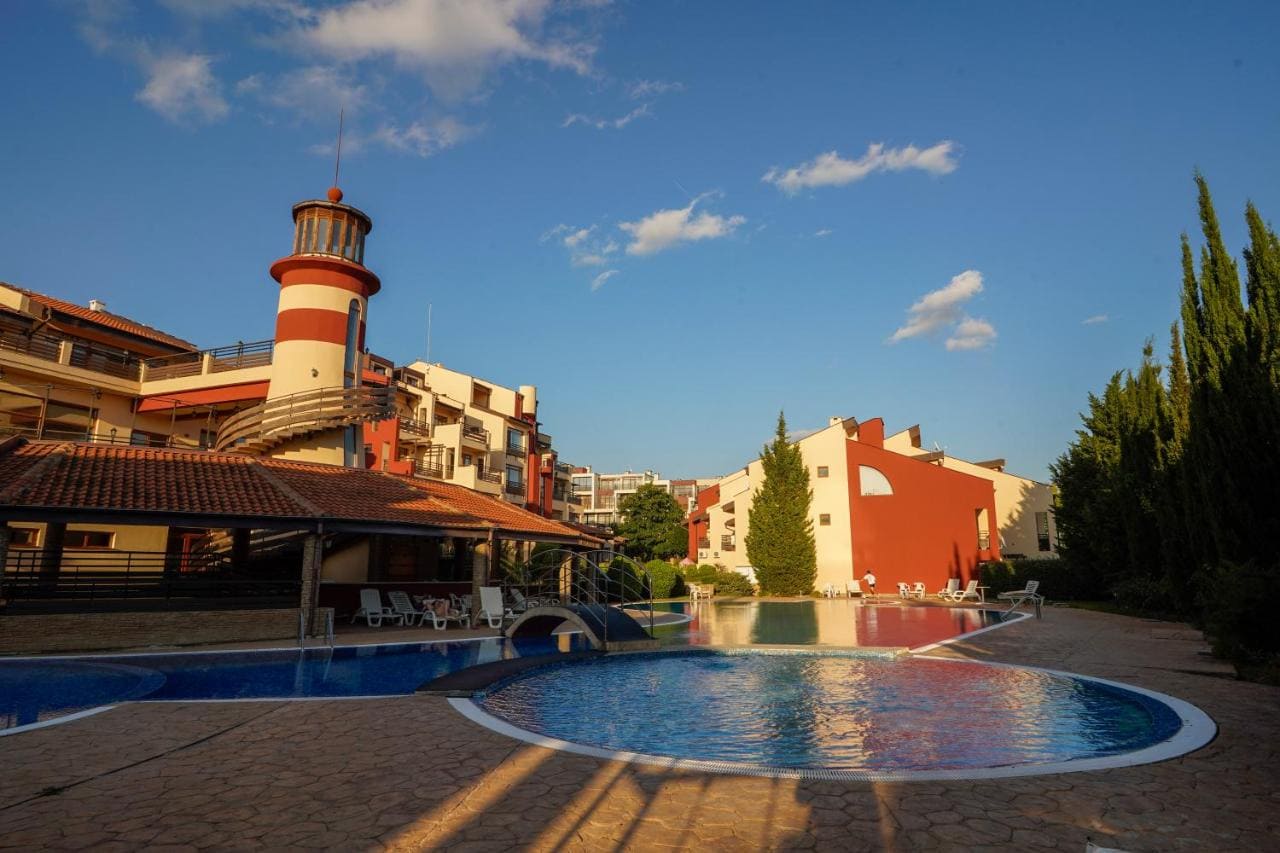 Студия в комплексе " Morski Far" Святой Влас - Изображение 9