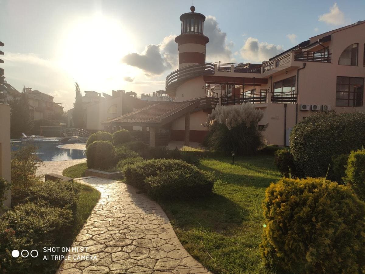 Студия в комплексе " Morski Far" Святой Влас - Изображение 5