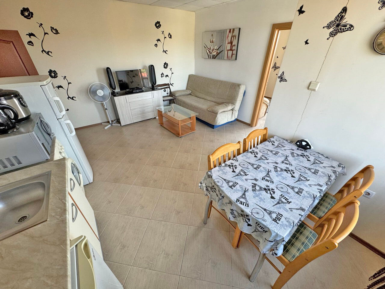 Уютный светлый апартамент с двумя спальнями в ЖК Amadeus 3, Солнечный Берег — изображение 12