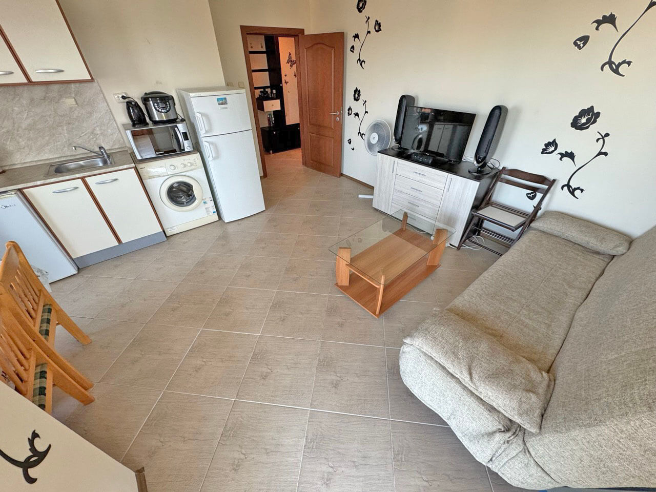 Уютный светлый апартамент с двумя спальнями в ЖК Amadeus 3, Солнечный Берег — изображение 7