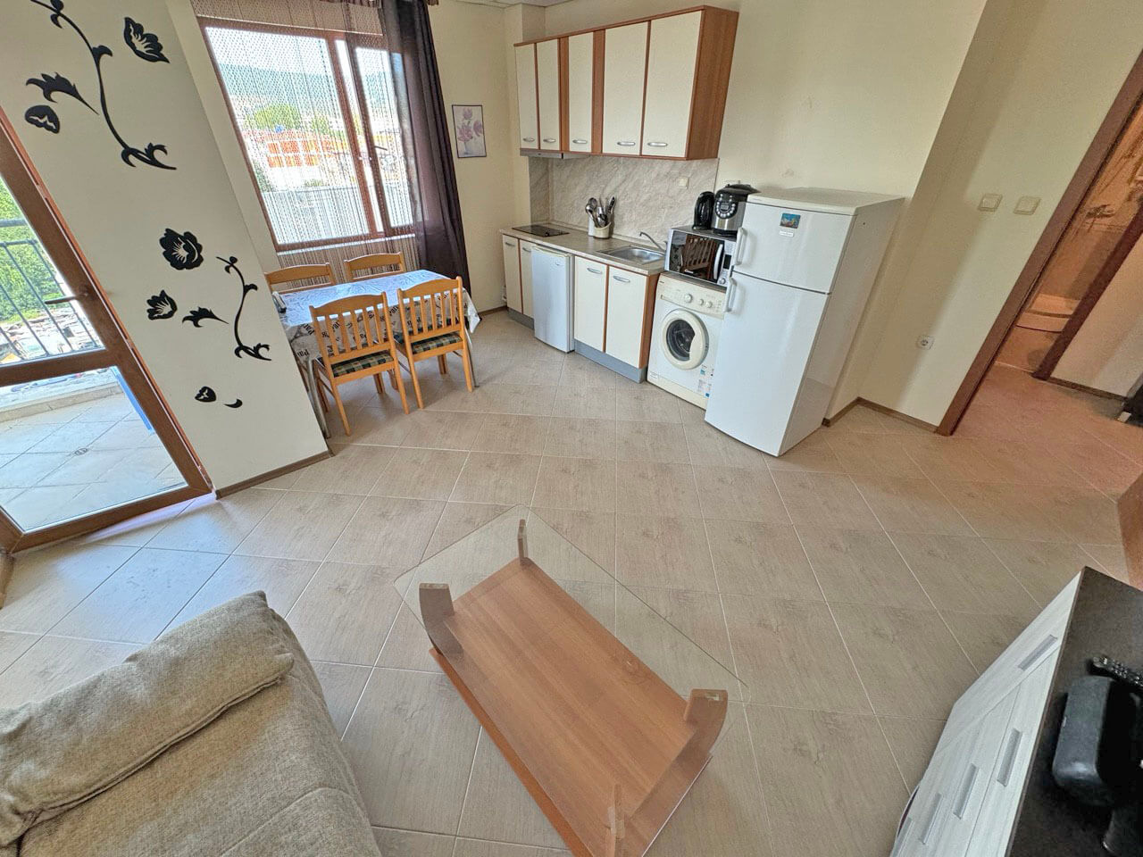 Уютный светлый апартамент с двумя спальнями в ЖК Amadeus 3, Солнечный Берег — изображение 9