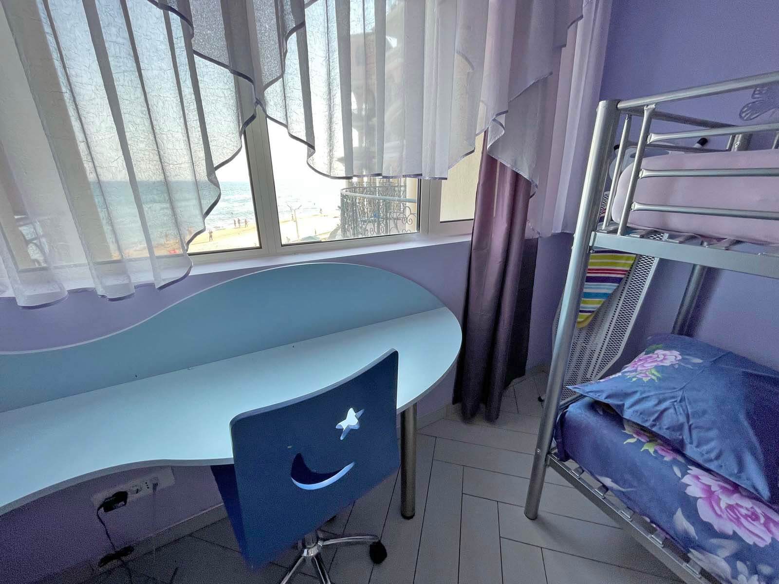 Просторный апартамент с двумя спальнями в ЖК Atrium, Еленити — изображение 9