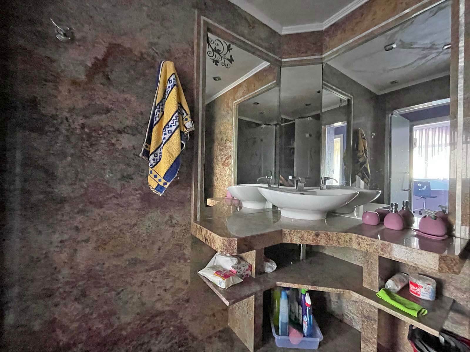 Просторный апартамент с двумя спальнями в ЖК Atrium, Еленити — изображение 15