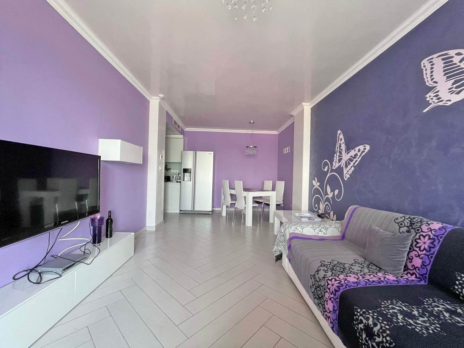 Просторный апартамент с двумя спальнями в ЖК Atrium, Еленити — изображение 24