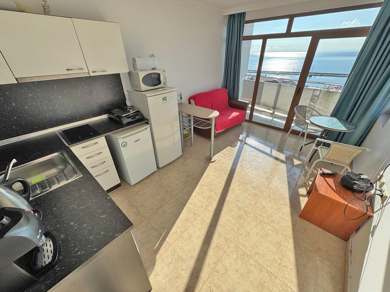 Просторный апартамент с двумя спальнями в ЖК Лазурь 5, Свети Влас — изображение 7