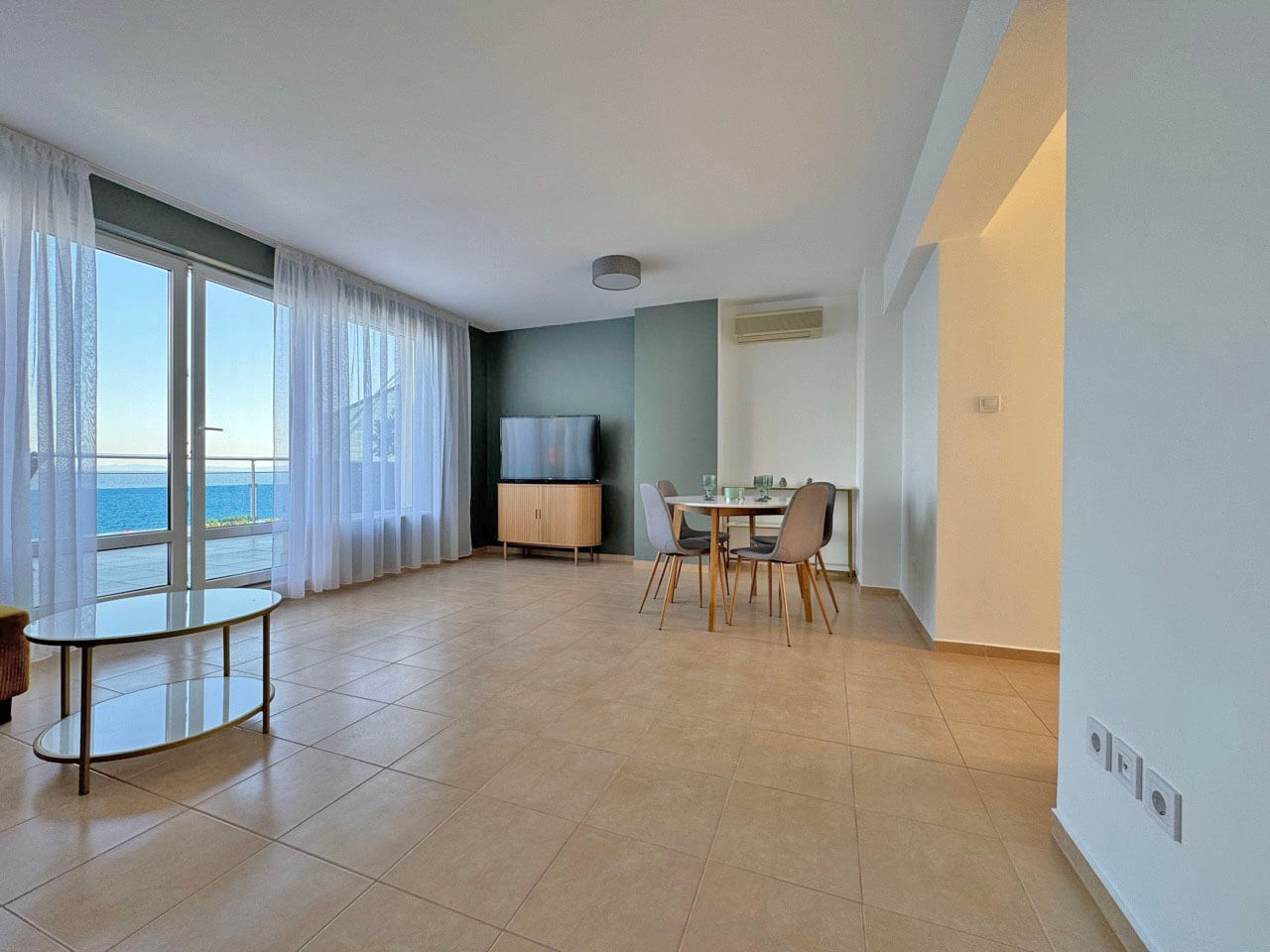 Просторный апартамент с двумя спальнями в ЖК Oasis, Равда — изображение 21