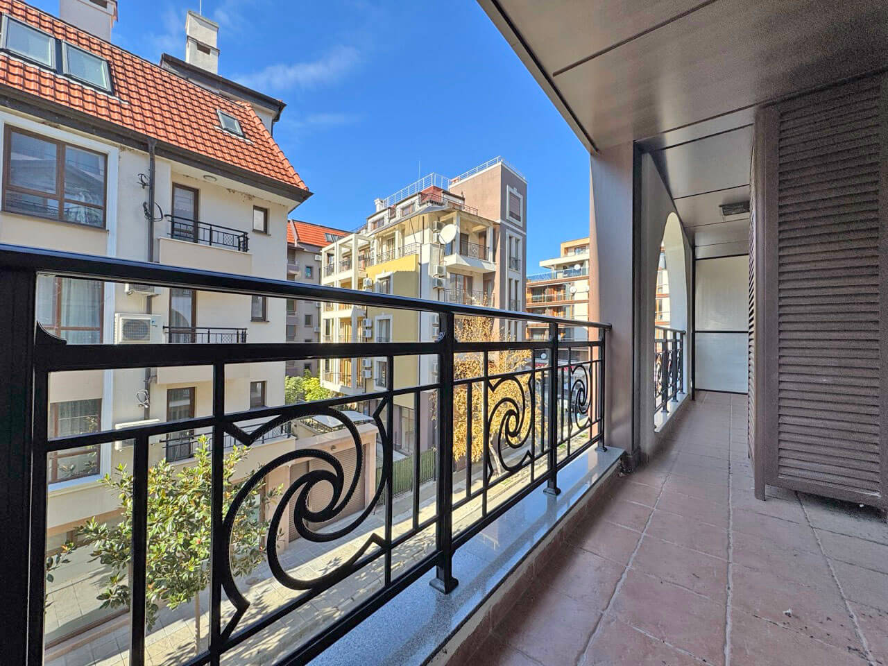 Апартамент с одной спальней в ЖК Rose Gardens , Поморие — изображение 16