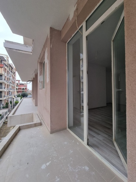 НОВОЕ СТРОИТЕЛЬСТВО Новый жилой комплекс в Святом Власе Villa Venezia Святи Влас — изображение 8