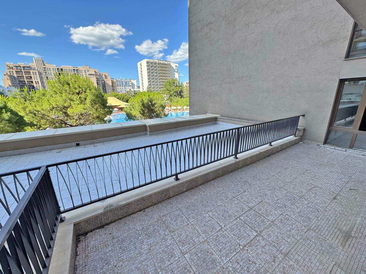 Уютный апартамент с одной спальней в ЖК Barcelo Royal Beach, Солнечный Берег — изображение 27