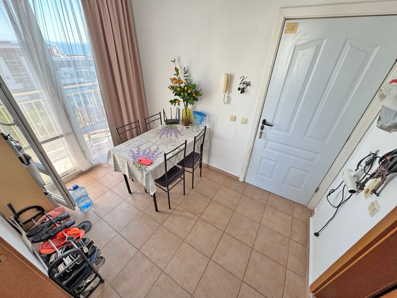 Светлый апартамент с двумя спальнями в ЖК Crown Fort, Свети Влас — изображение 8