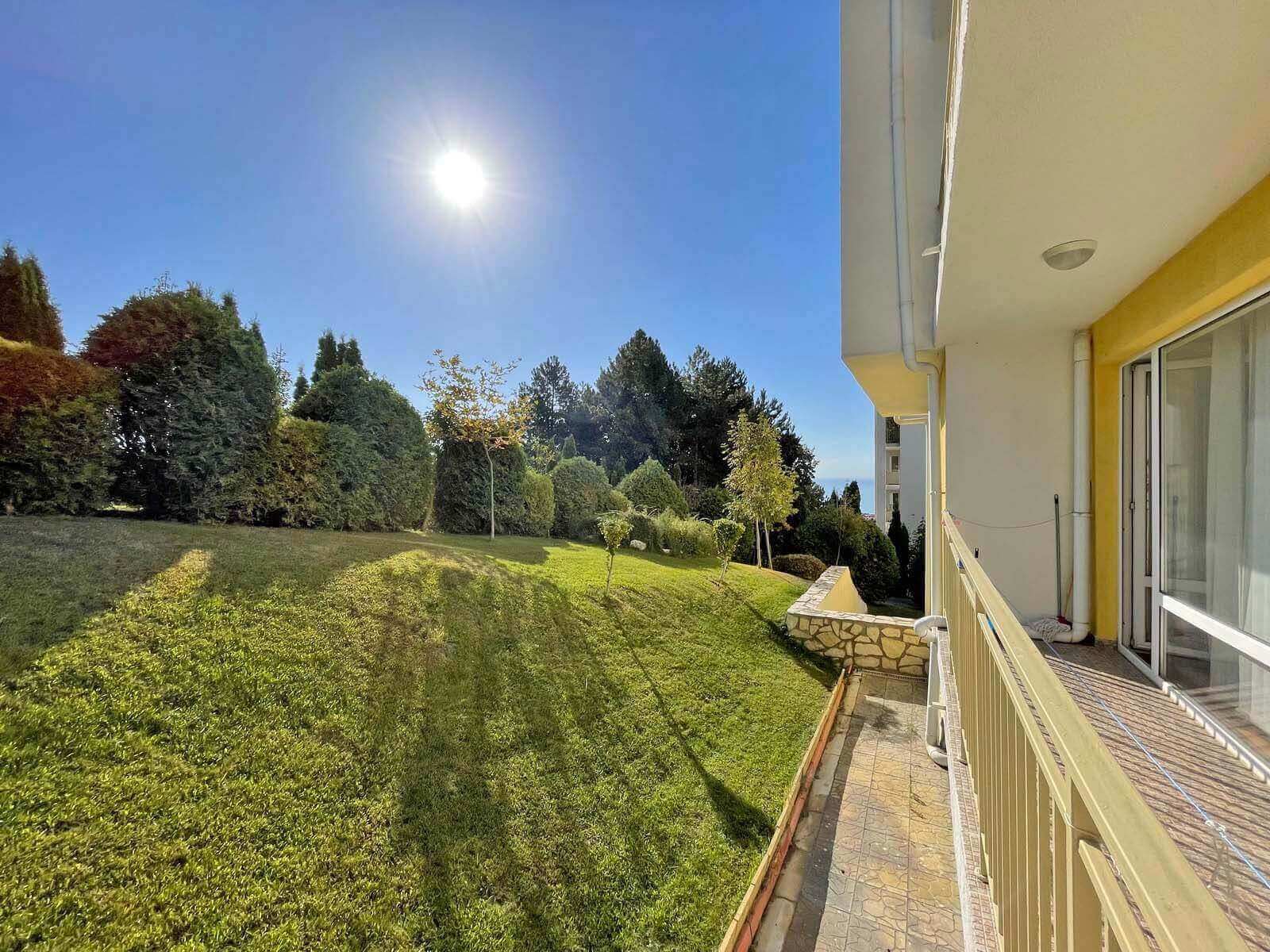 Светлый апартамент с одной спальней в ЖК Crown Fort, Свети Влас — изображение 15