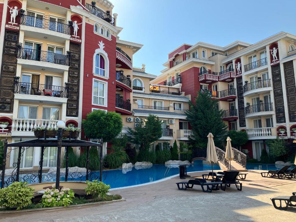 Апартамент с двумя спальнями в ЖК Messembria Resort, Солнечный Берег — изображение 2