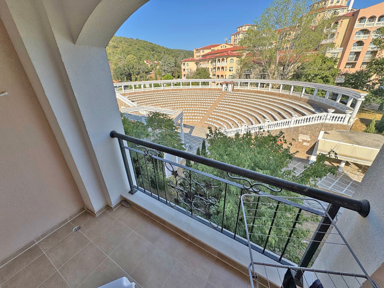 Студия в ЖК Villa Astoria Елените — изображение 4