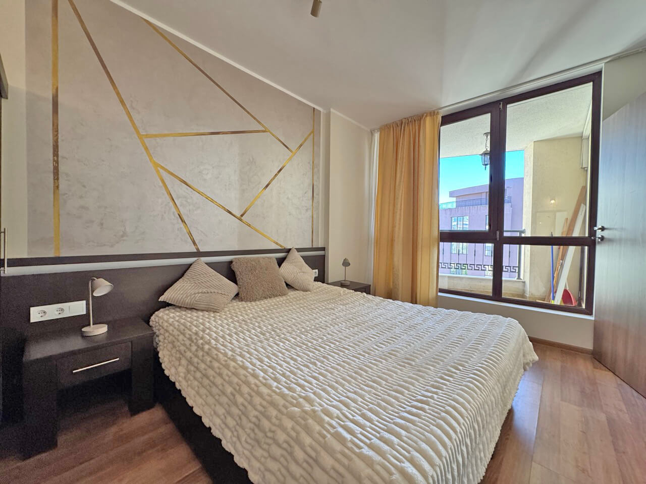 Апартамент с одной спальней в ЖК Camelot Солнечный Берег