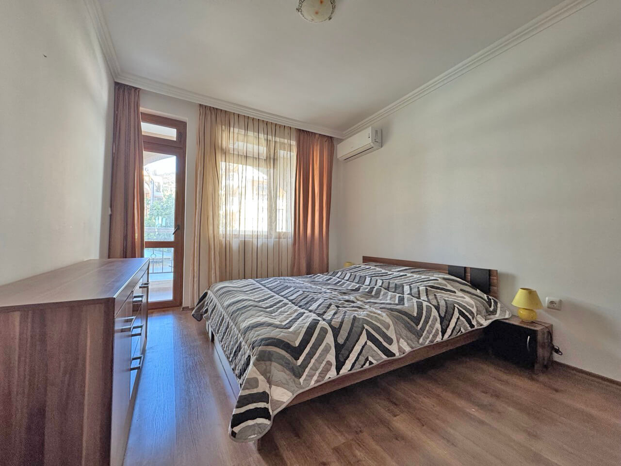 Апартамент с двумя спальнями в ЖК Caprice , Свети Влас — изображение 13