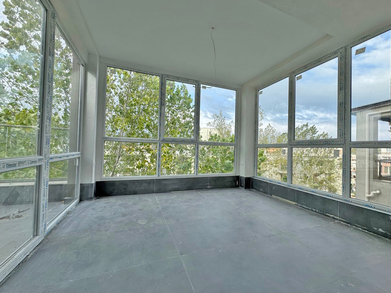 Апартамент с одной спальней в ЖК Martini Солнечный Берег