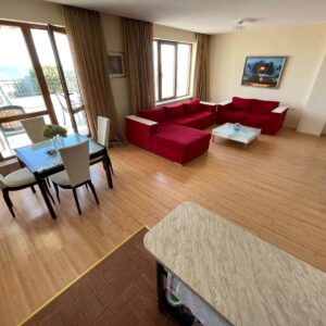 Апартамент с двумя спальнями в ЖК Messembria Fort