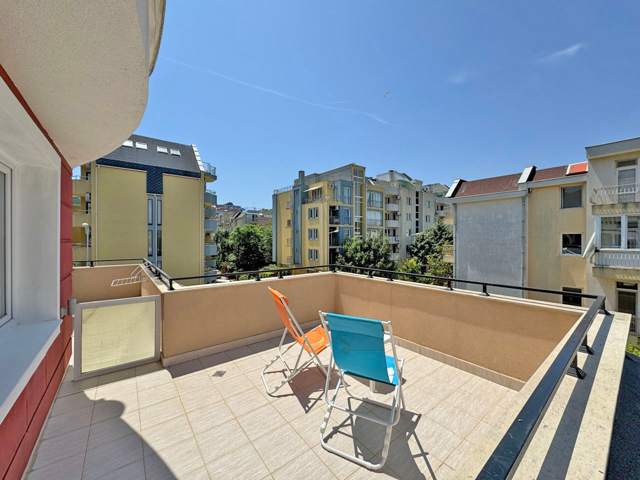 Апартамент с двумя спальнями в ЖК Messembria Resort, Солнечный Берег — изображение 9