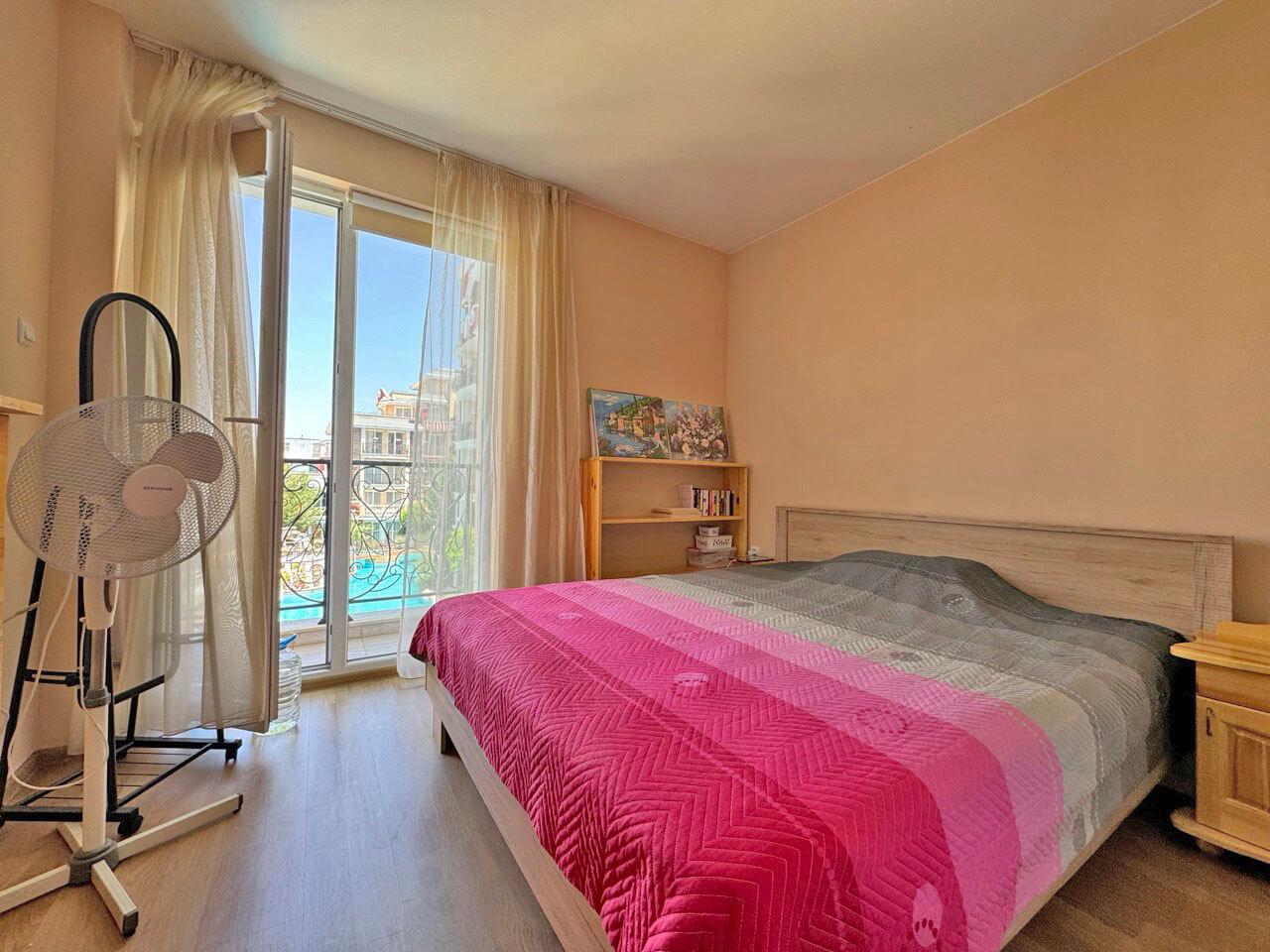 Апартамент с двумя спальнями в ЖК Messembria Resort, Солнечный Берег — изображение 13