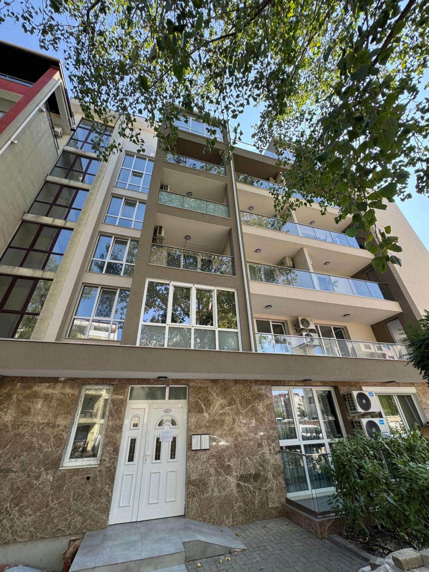 Апартамент с одной спальней в ЖК Martini Солнечный Берег — изображение 13