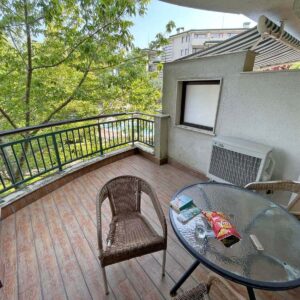 Просторный апартамент с одной спальней в ЖК Emerald Resort, Равда