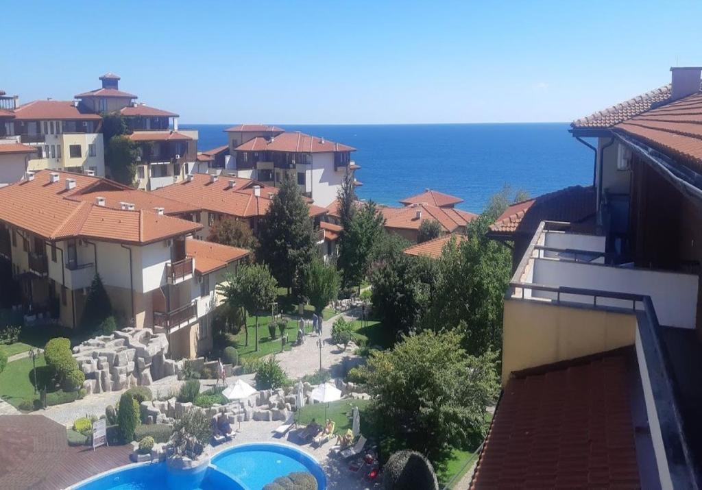 Апартамент с одной спальнейв ЖК Garden OF Eden, Свети Влас — изображение 4