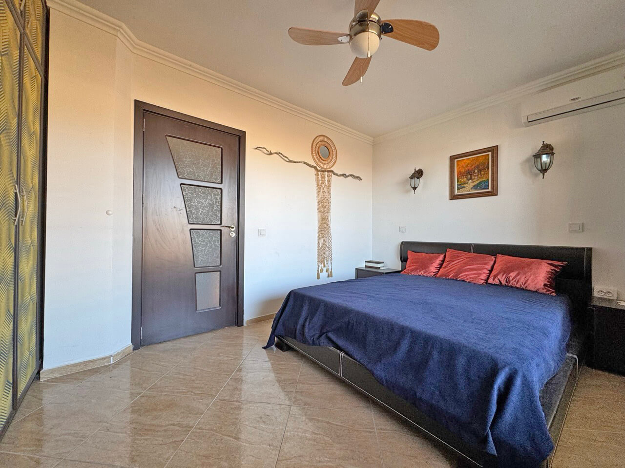 Апартамент с одной спальнейв ЖК Antonia, Свети Влас — изображение 6