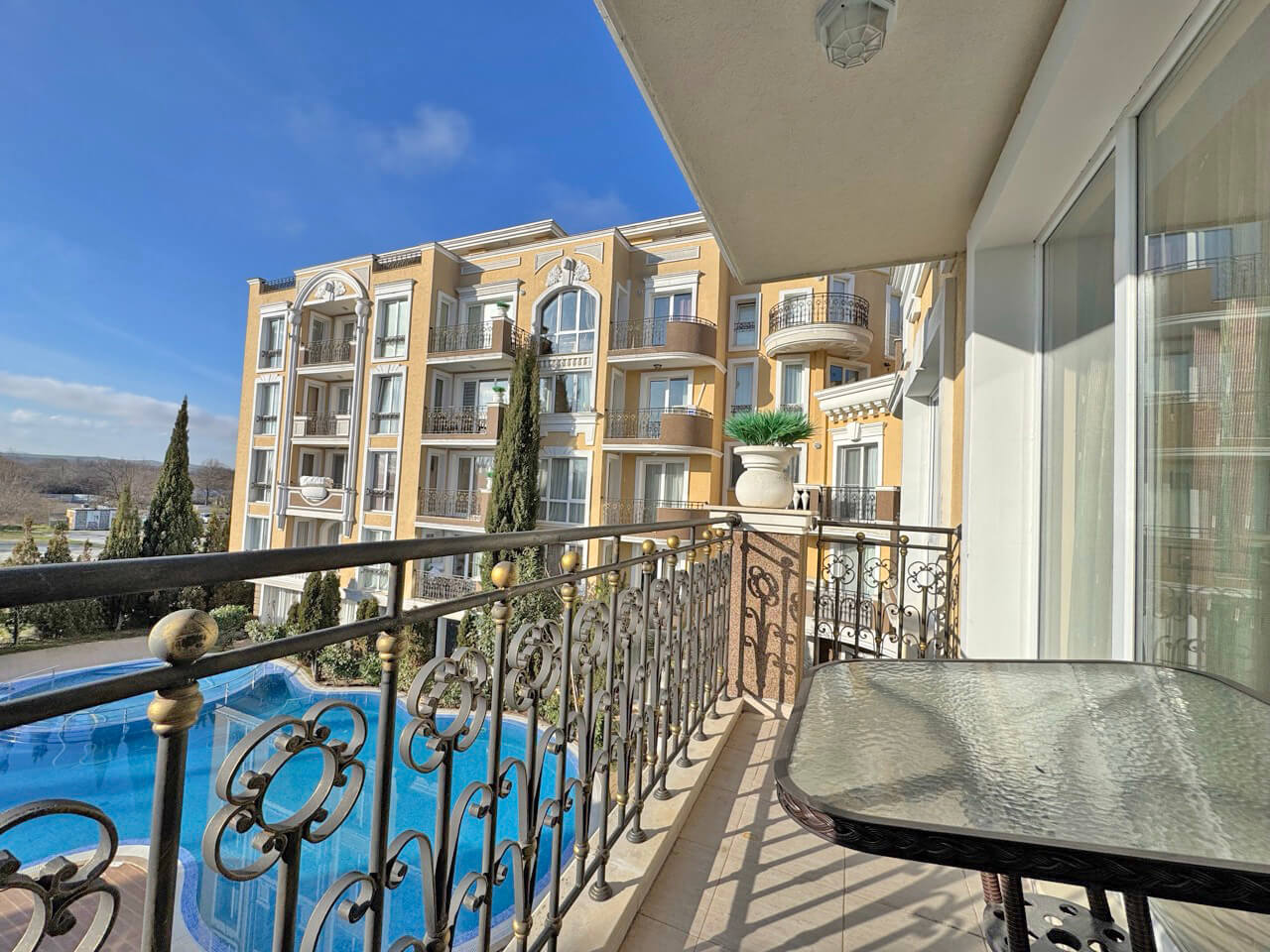 НОВИНКА Апартамент с одной спальней в ЖК Messembria Palace Солнечный Берег — изображение 14