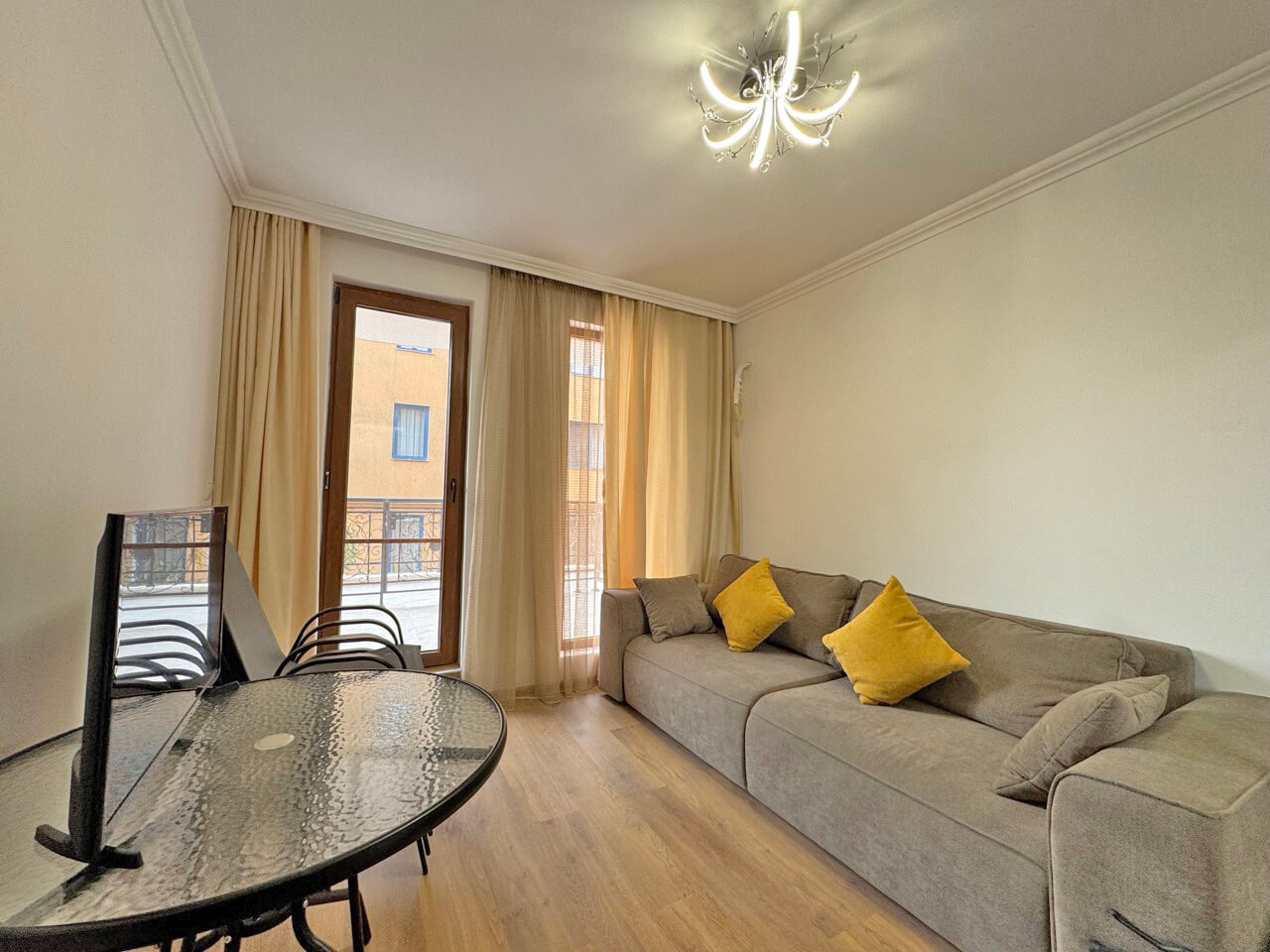 Светлый апартамент с двумя спальнями в ЖК Phoenix, Свети Влас — изображение 18