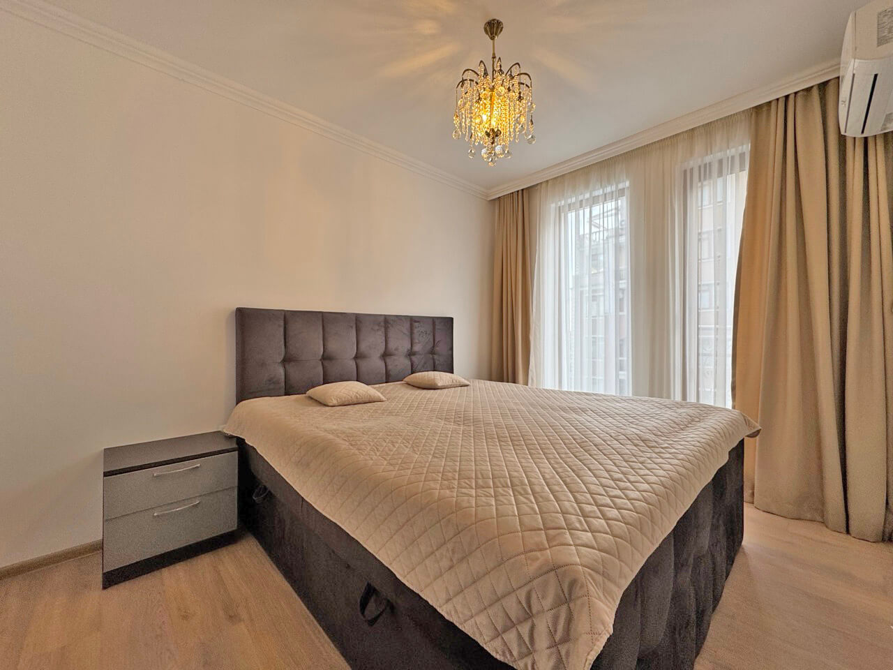 Светлый апартамент с двумя спальнями в ЖК Phoenix, Свети Влас — изображение 6