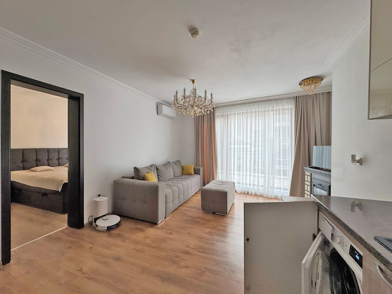 Светлый апартамент с двумя спальнями в ЖК Phoenix, Свети Влас — изображение 9