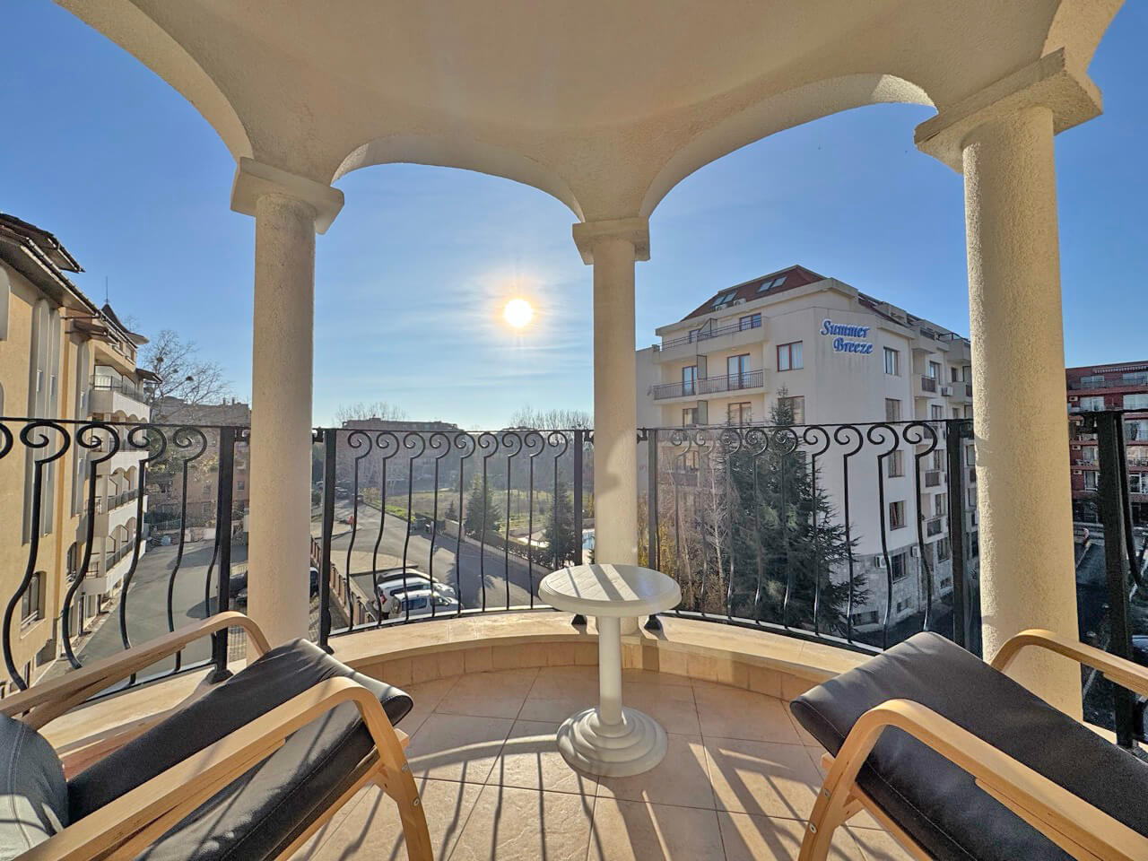 НОВИНКА Апартамент с одной спальней в ЖК Royal Sun Солнечный Берег — изображение 11