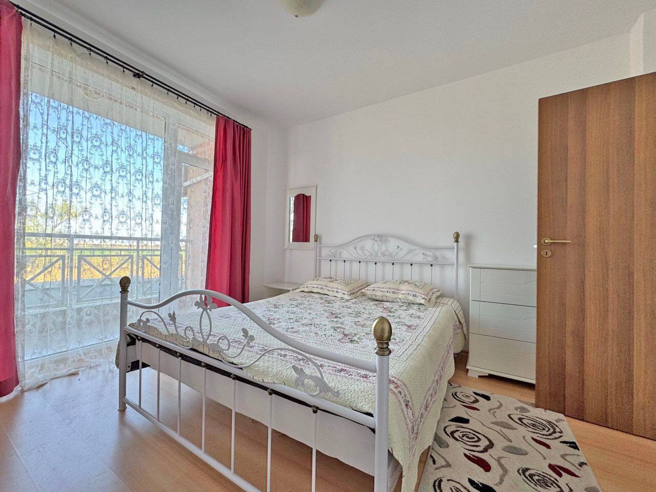 Апартамент с двумя спальнями в ЖК Sunny Day 6 Солнечный Берег — изображение 18